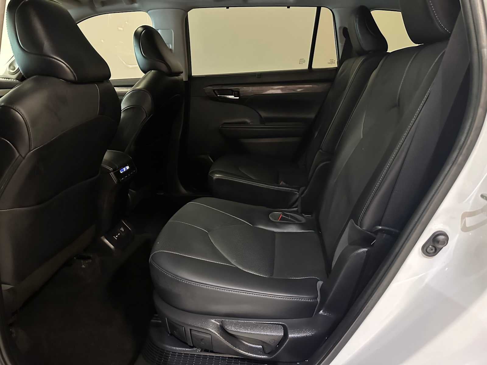 2022 Toyota Highlander Hybrid Limited