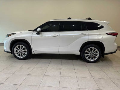 2022 Toyota Highlander Hybrid Limited