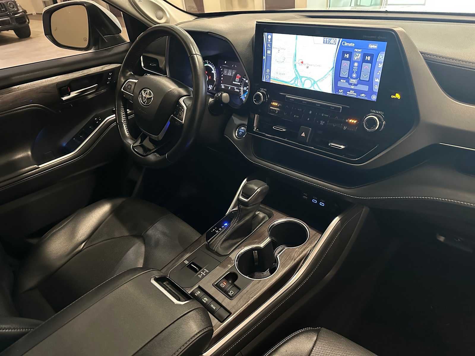 2022 Toyota Highlander Hybrid Limited