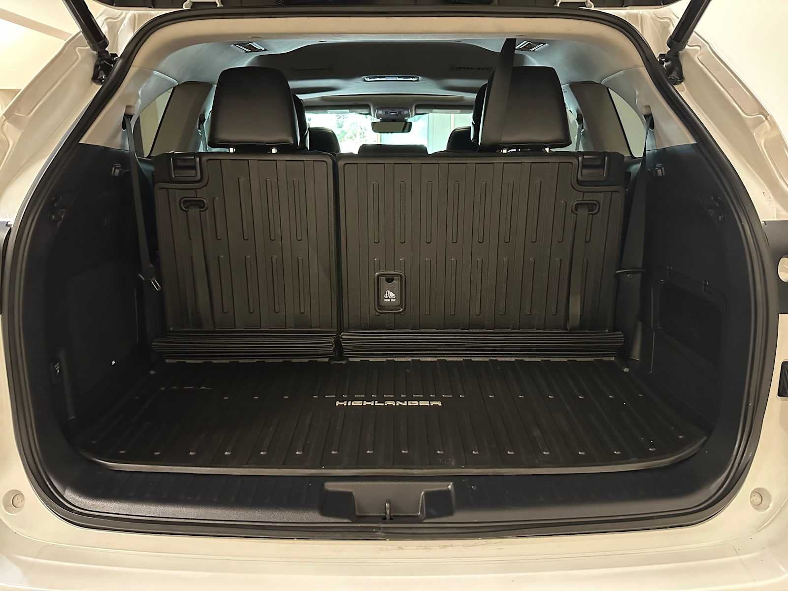 2022 Toyota Highlander Hybrid Limited