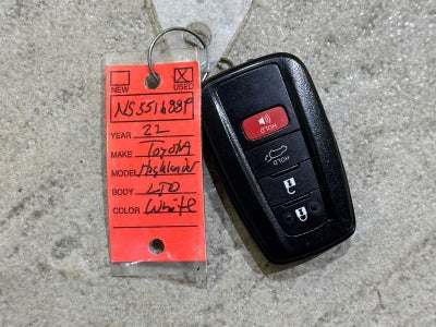 2022 Toyota Highlander Hybrid Limited