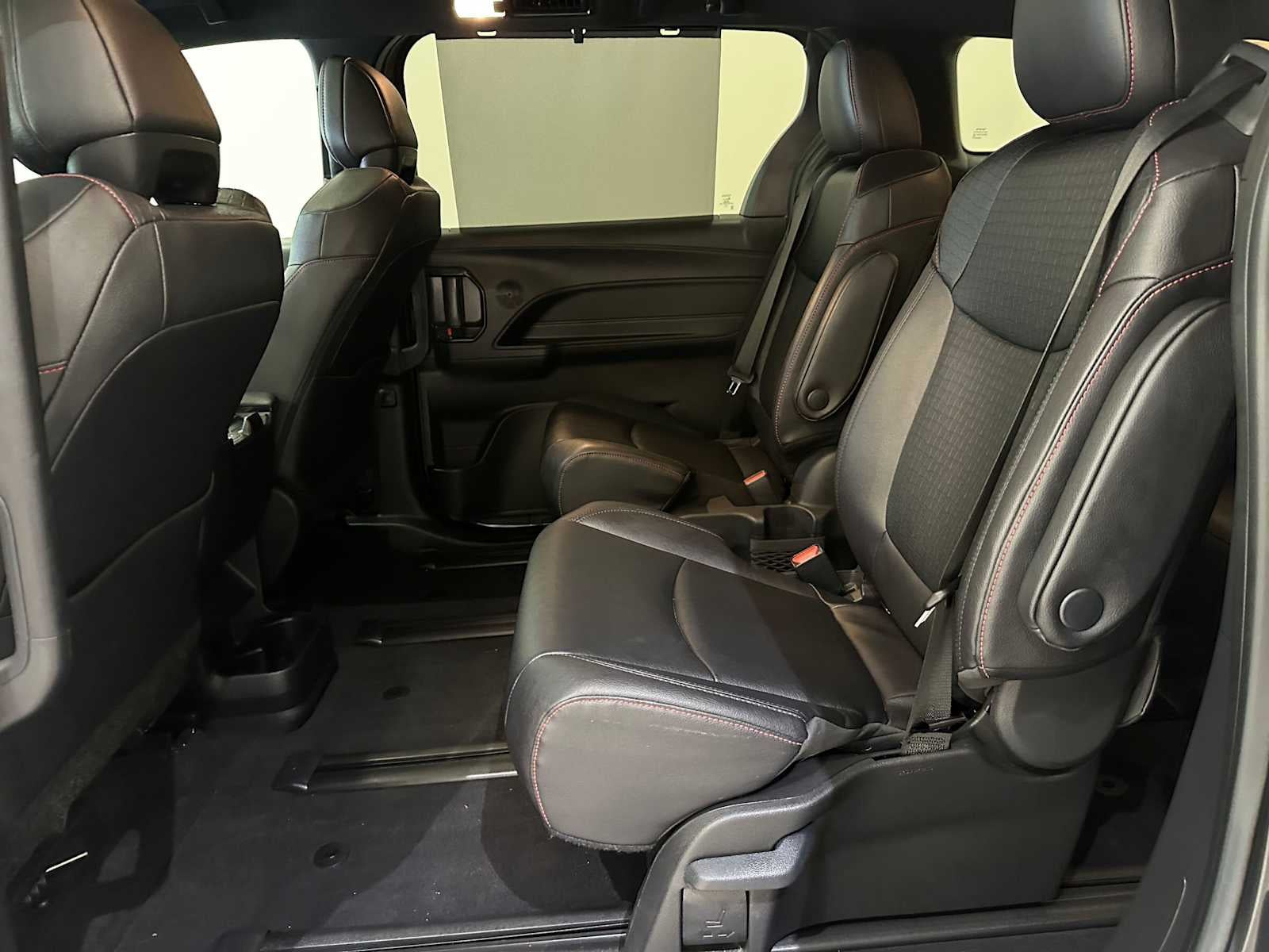 2025 Toyota Sienna XSE