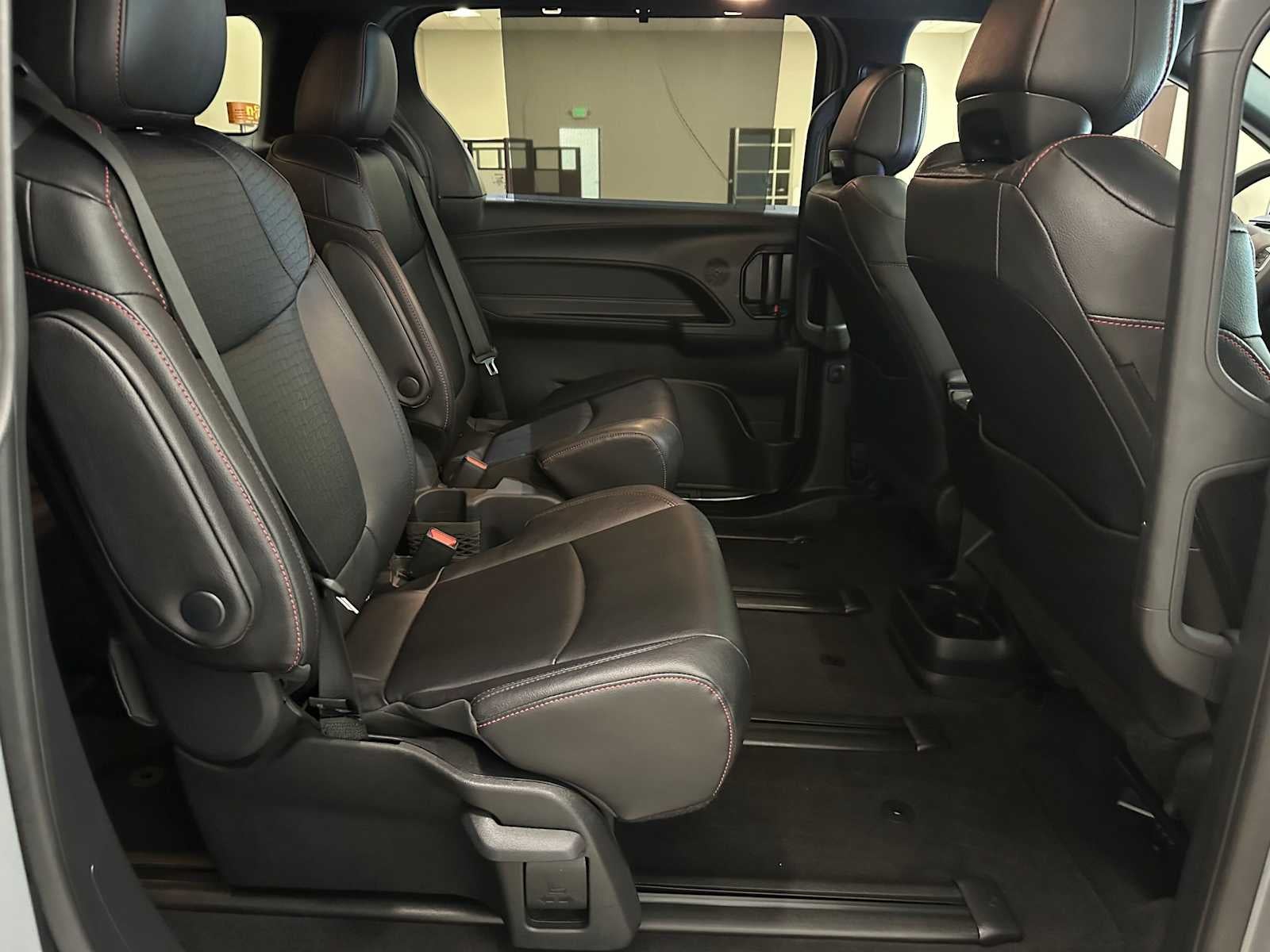 2025 Toyota Sienna XSE