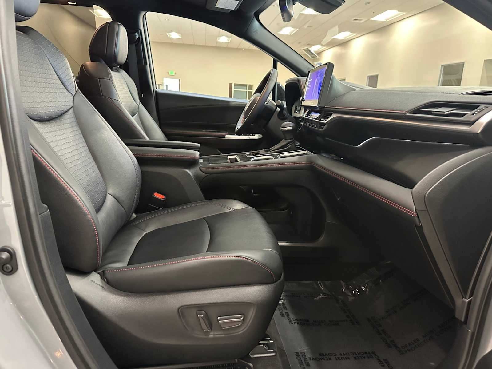 2025 Toyota Sienna XSE
