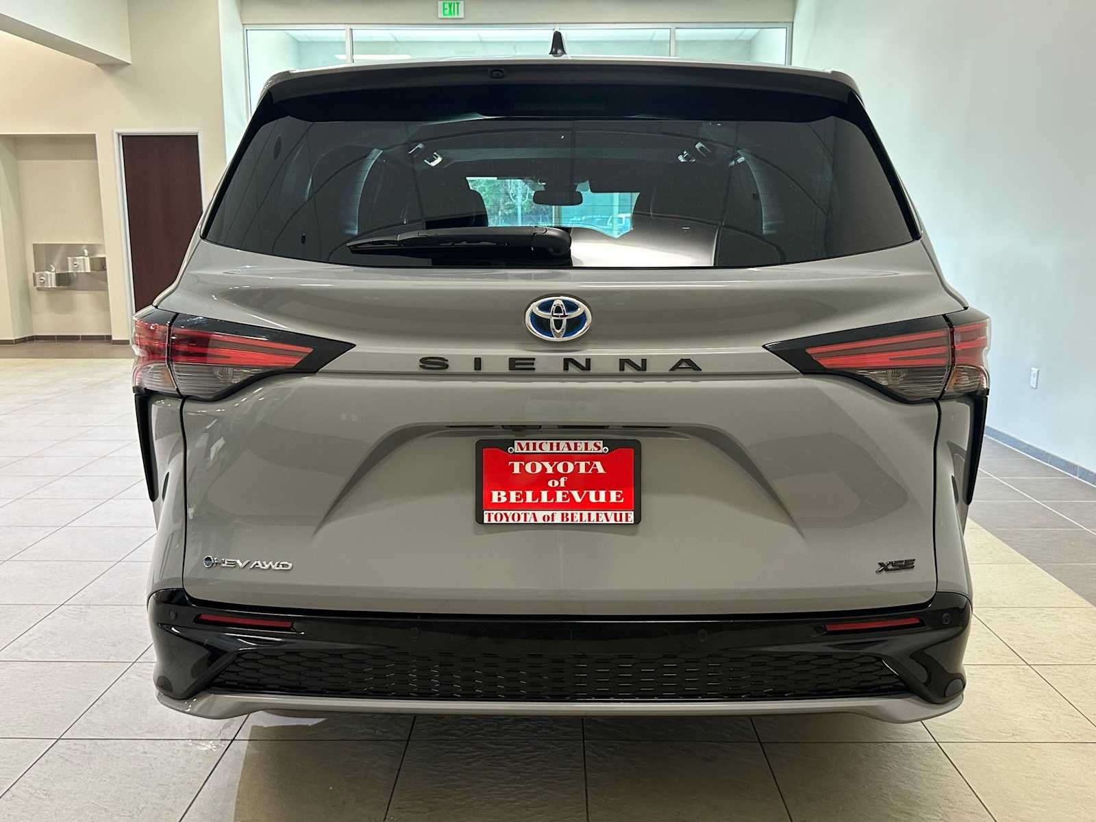 2025 Toyota Sienna XSE