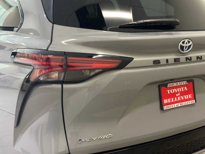 2025 Toyota Sienna XSE