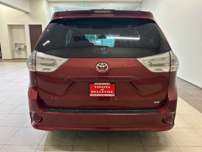 2018 Toyota Sienna SE
