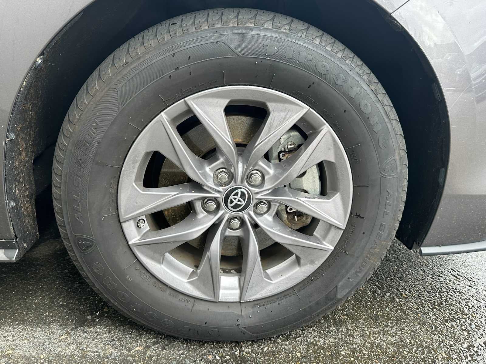 2023 Toyota Sienna XLE