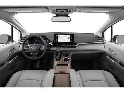 2023 Toyota Sienna XLE