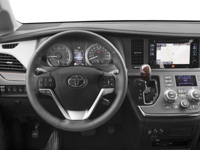 2017 Toyota Sienna XLE