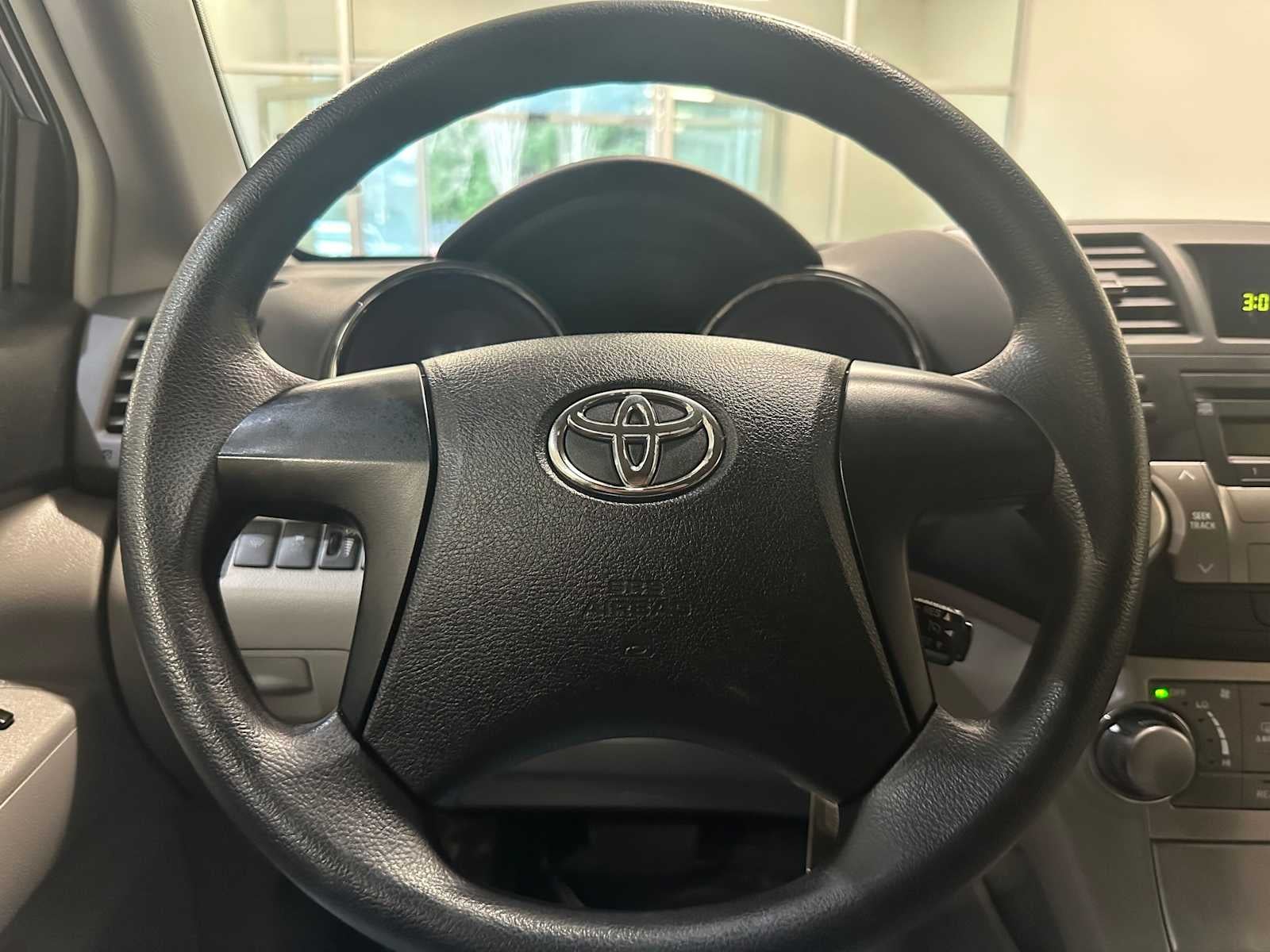 2012 Toyota Highlander FWD 4dr V6 (Natl)