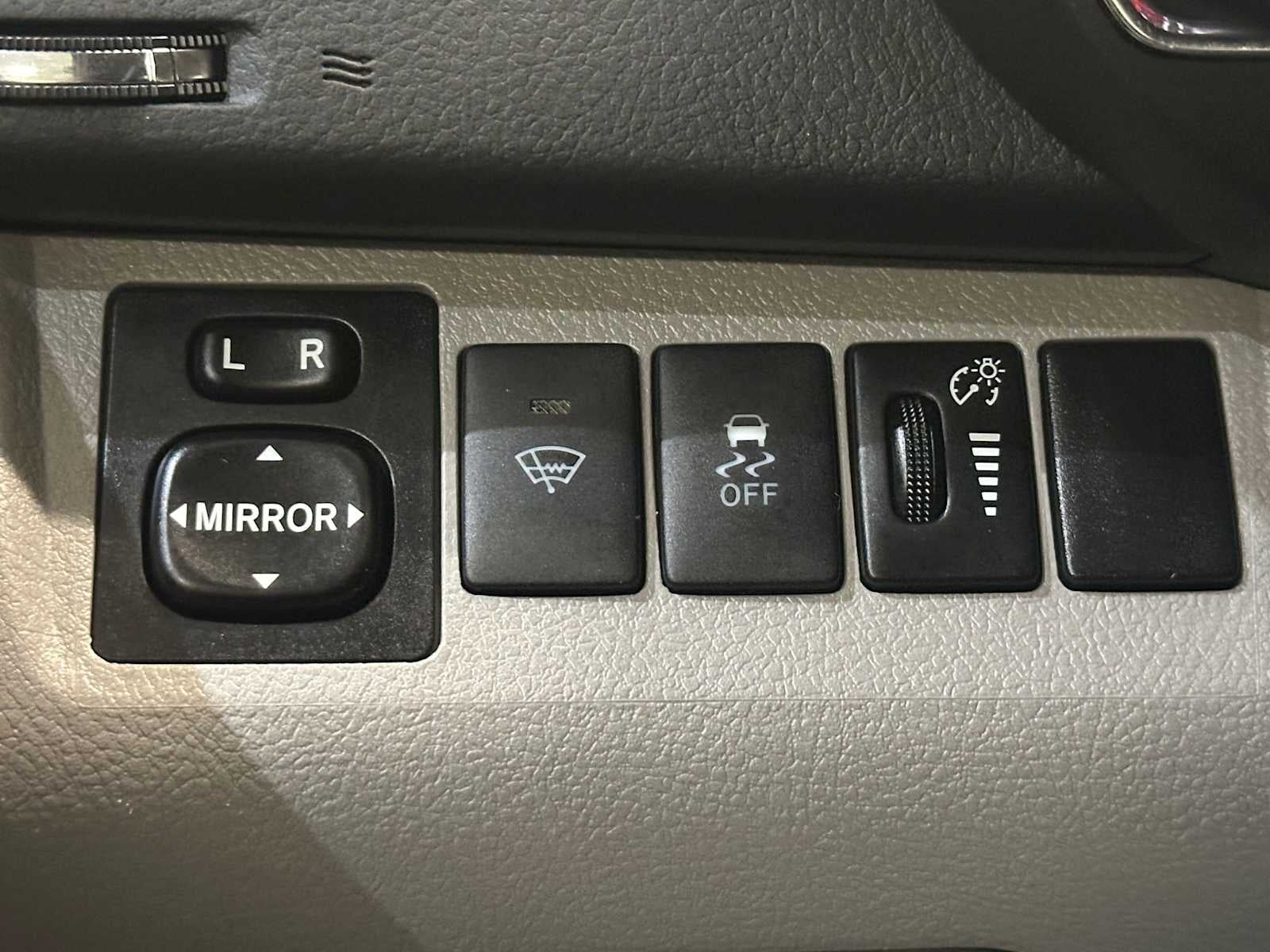 2012 Toyota Highlander FWD 4dr V6 (Natl)