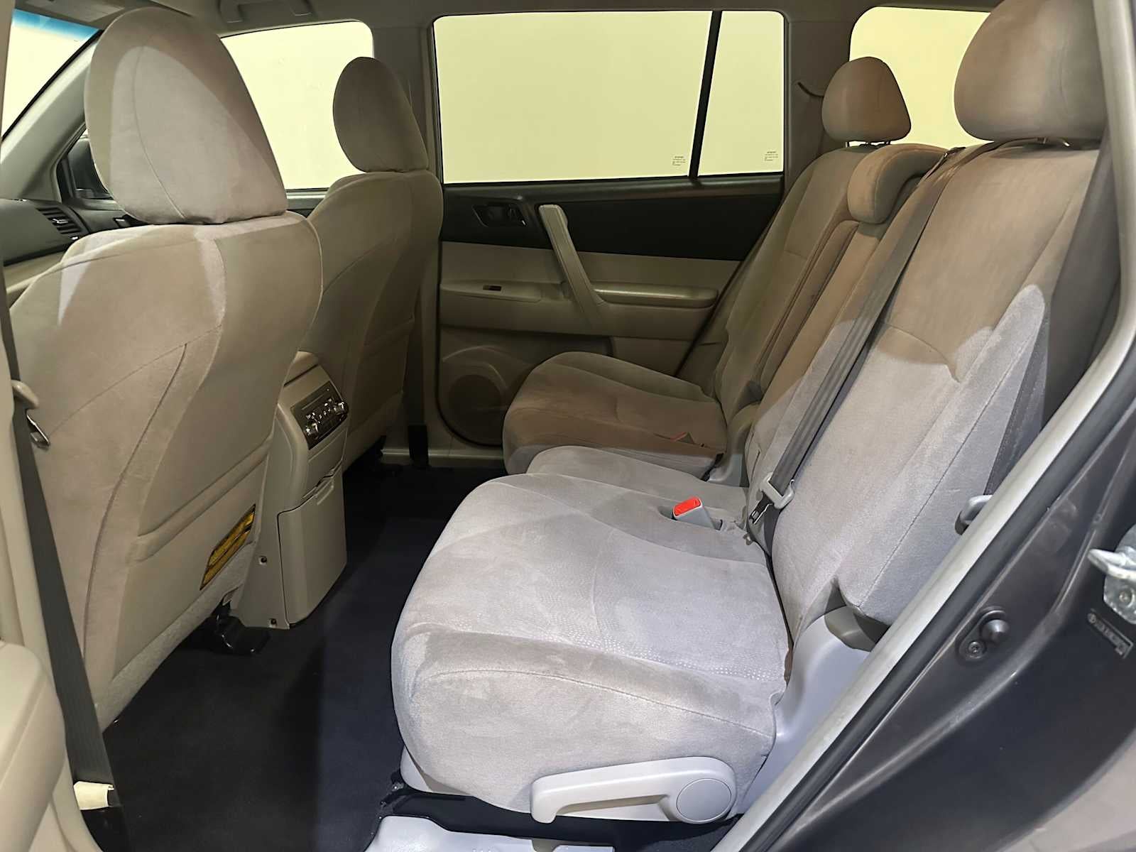 2012 Toyota Highlander FWD 4dr V6 (Natl)