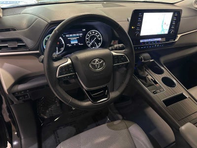 2021 Toyota Sienna Limited