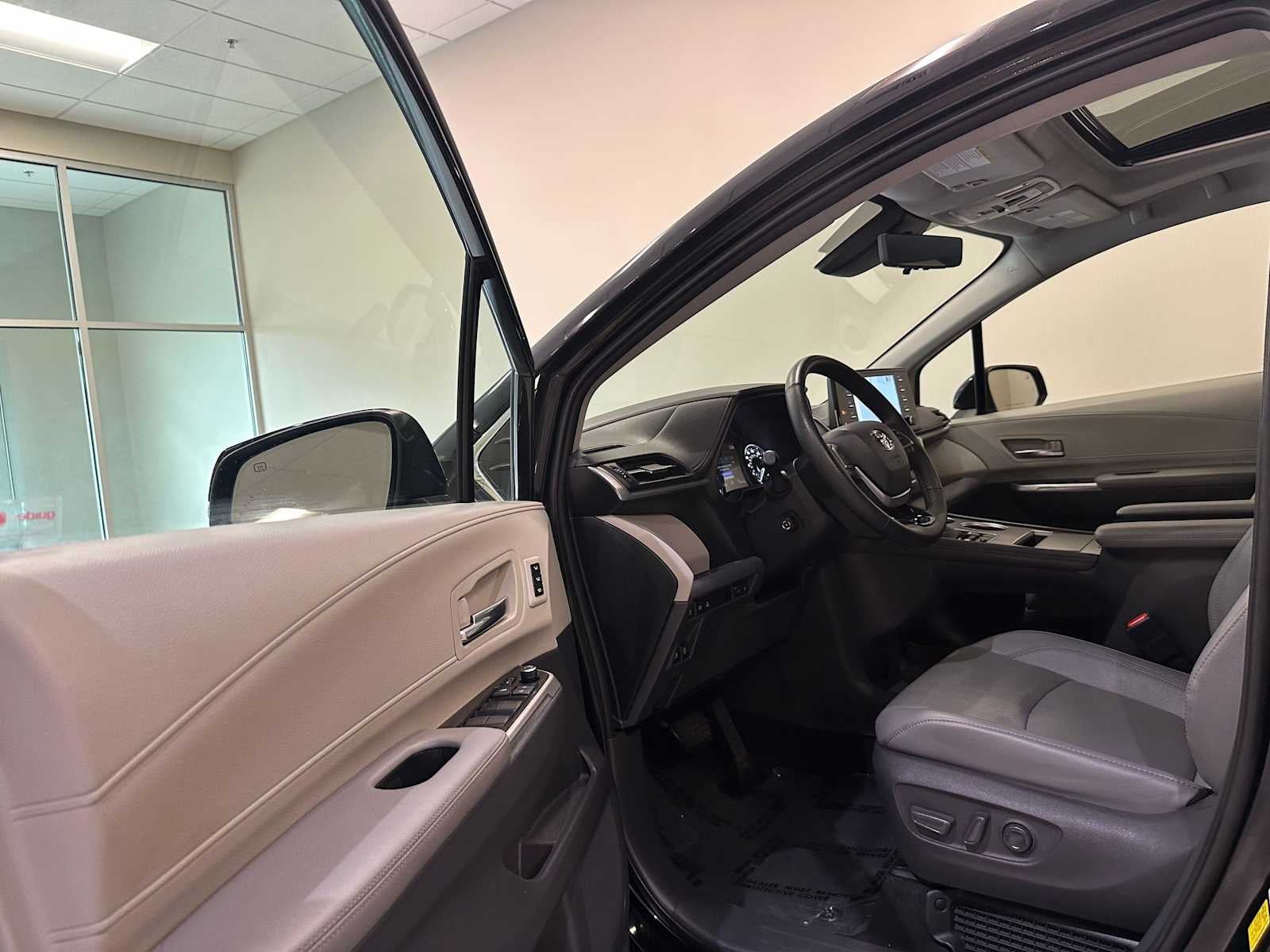 2021 Toyota Sienna Limited