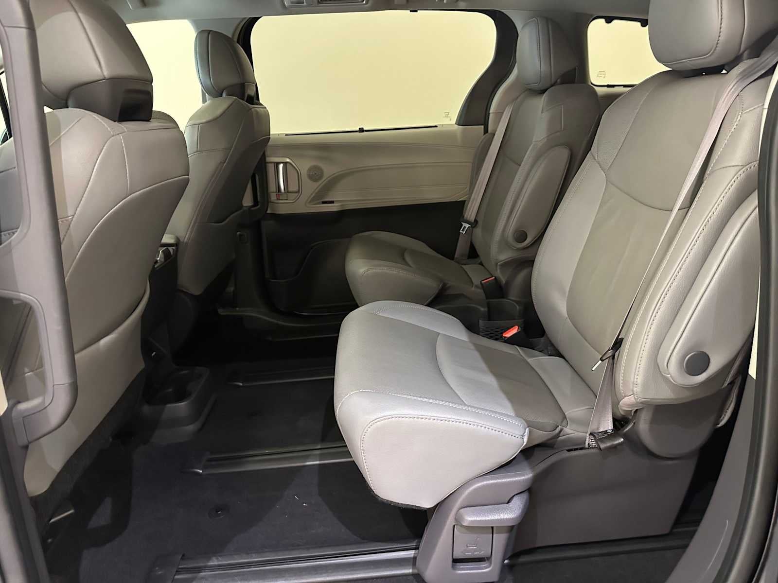 2021 Toyota Sienna Limited