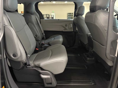 2021 Toyota Sienna Limited