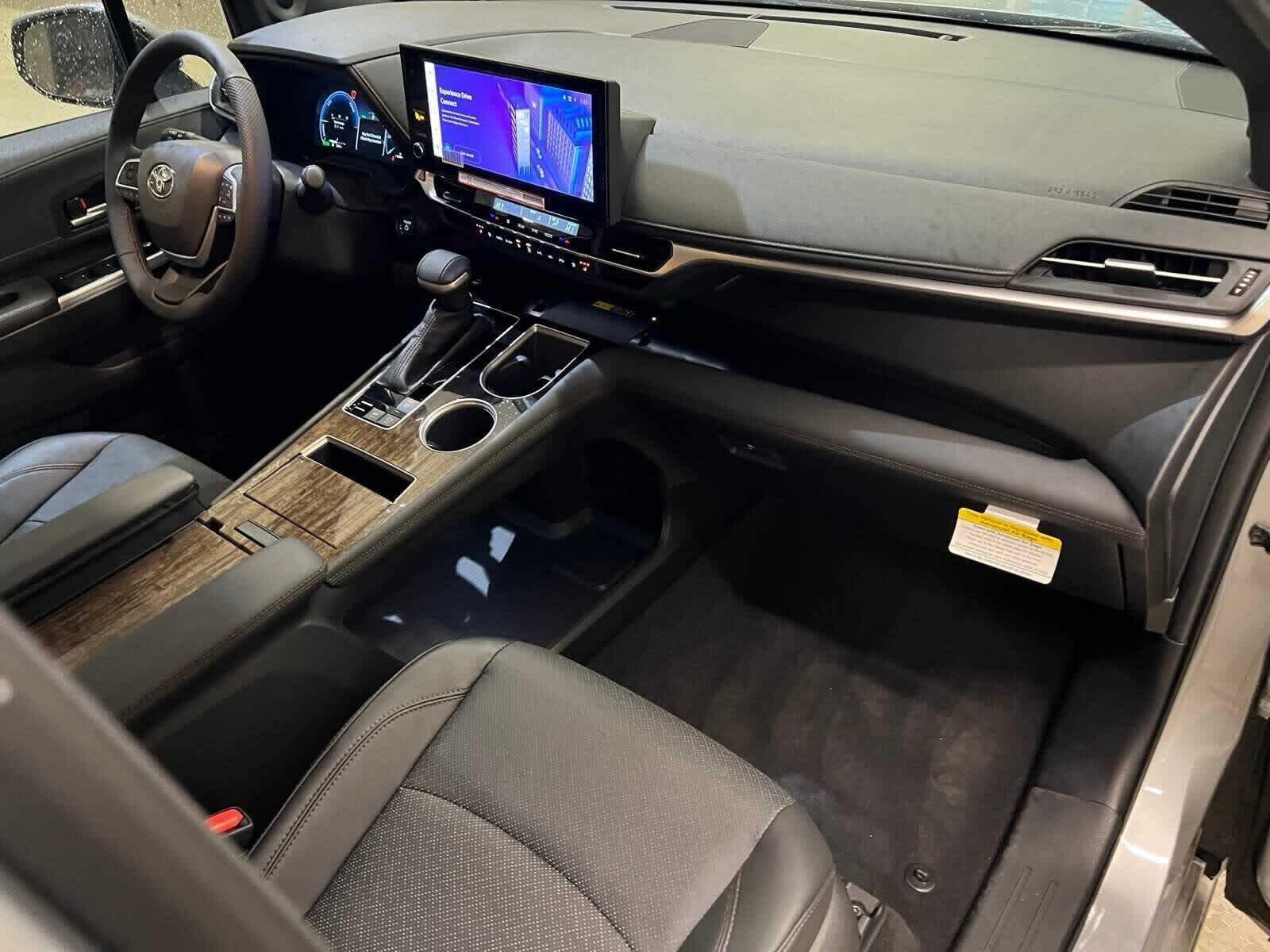 2025 Toyota Sienna Limited