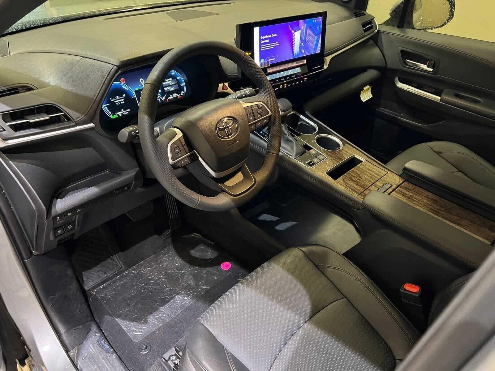 2025 Toyota Sienna Limited