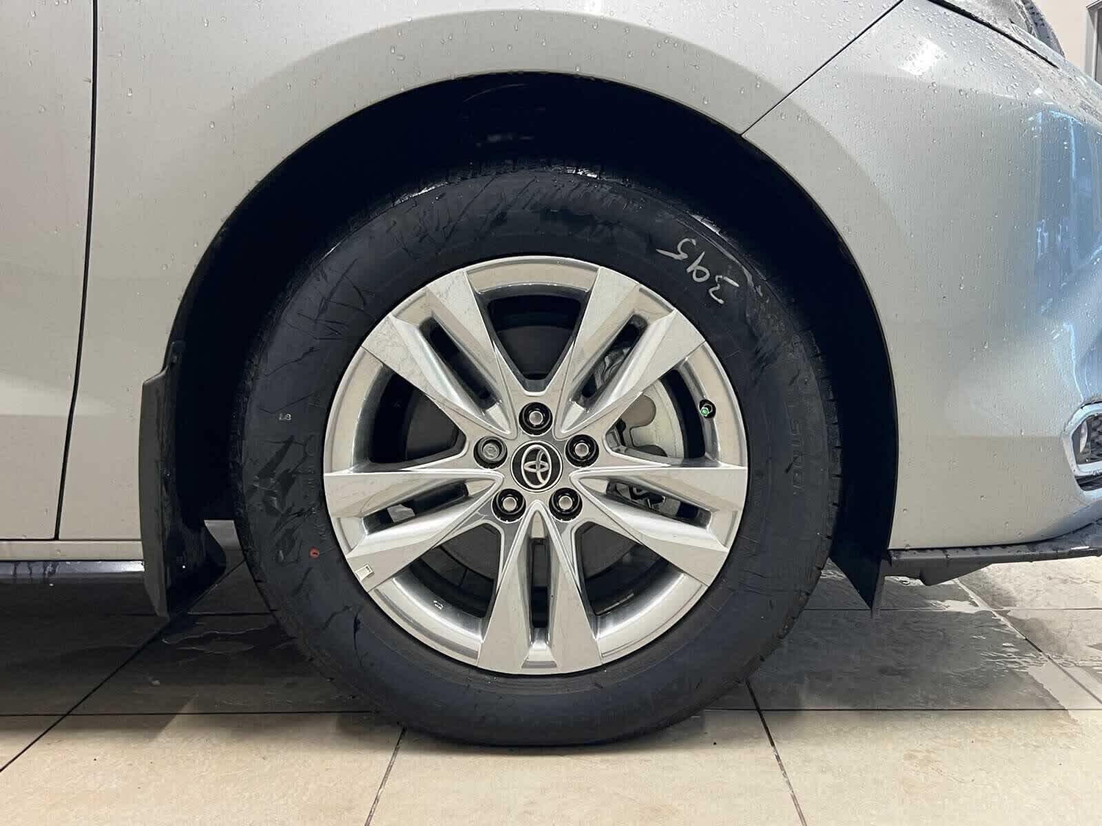 2025 Toyota Sienna Limited