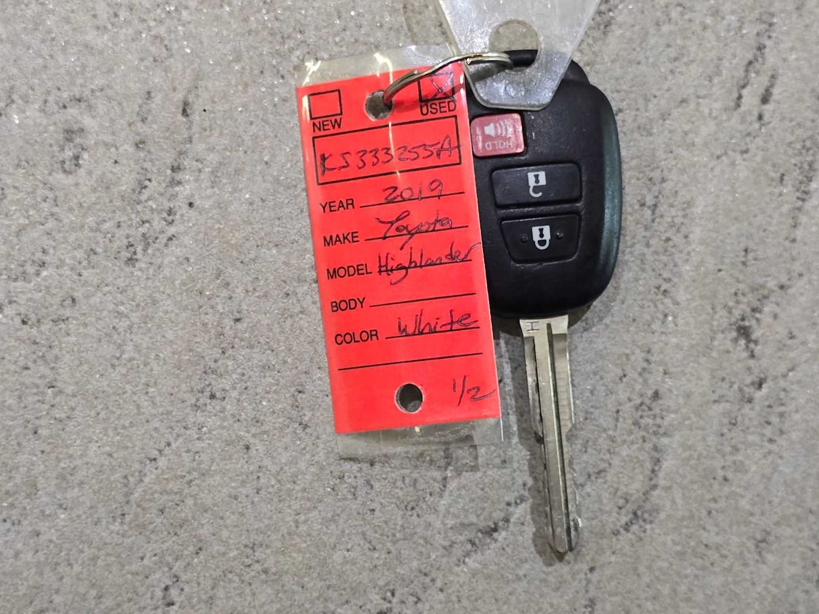 2019 Toyota Highlander LE