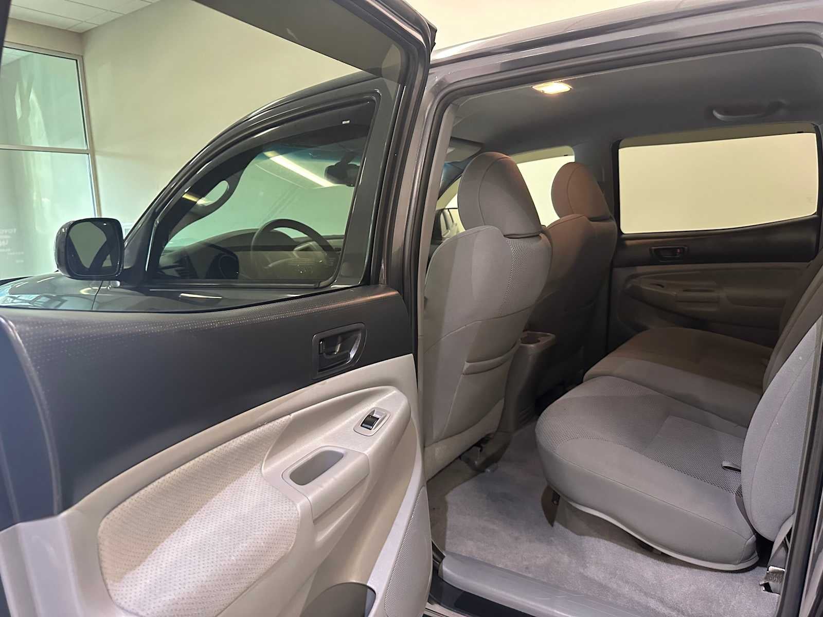 2009 Toyota Tacoma 4WD Double V6 AT (Natl)