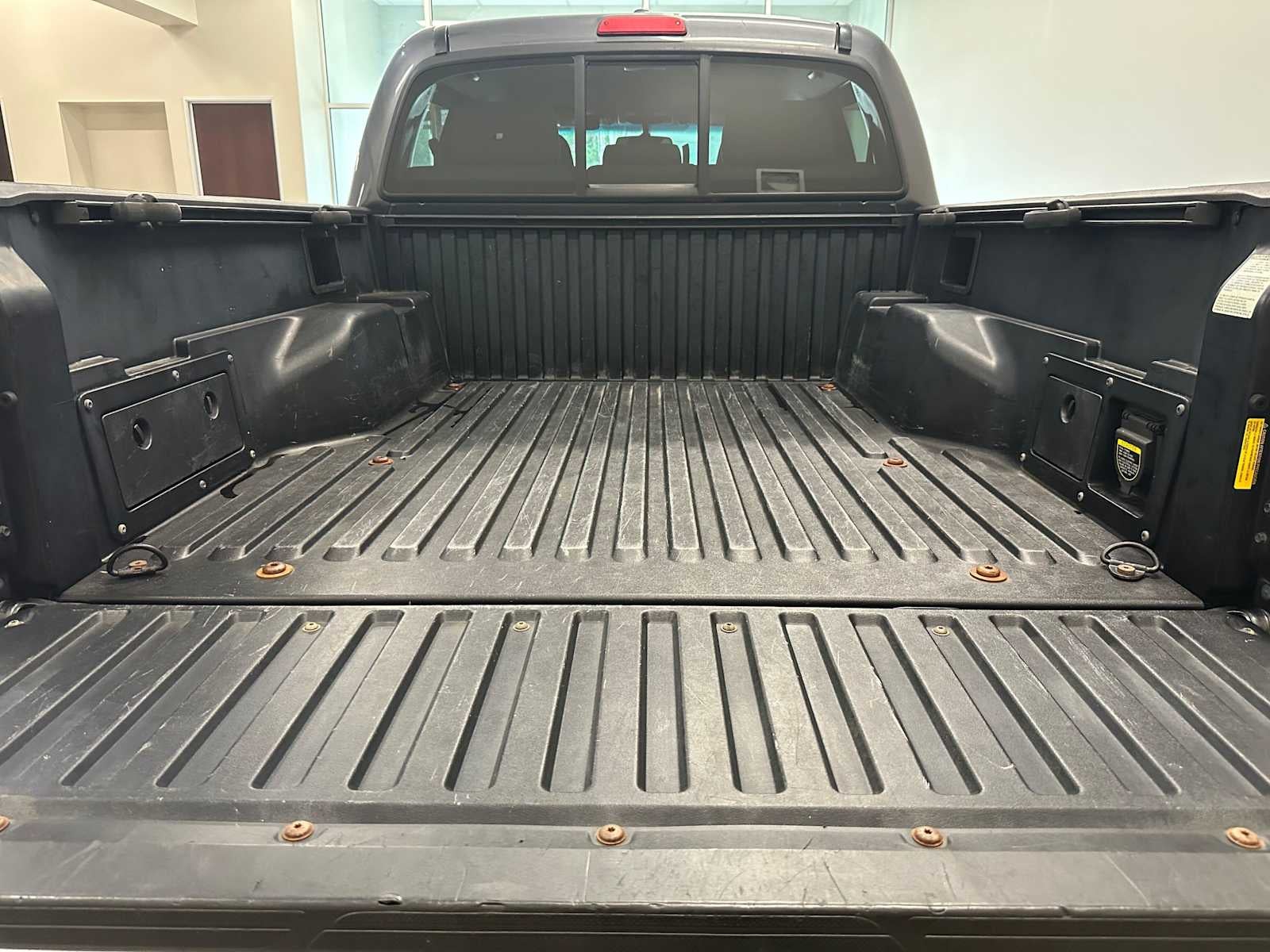 2009 Toyota Tacoma 4WD Double V6 AT (Natl)