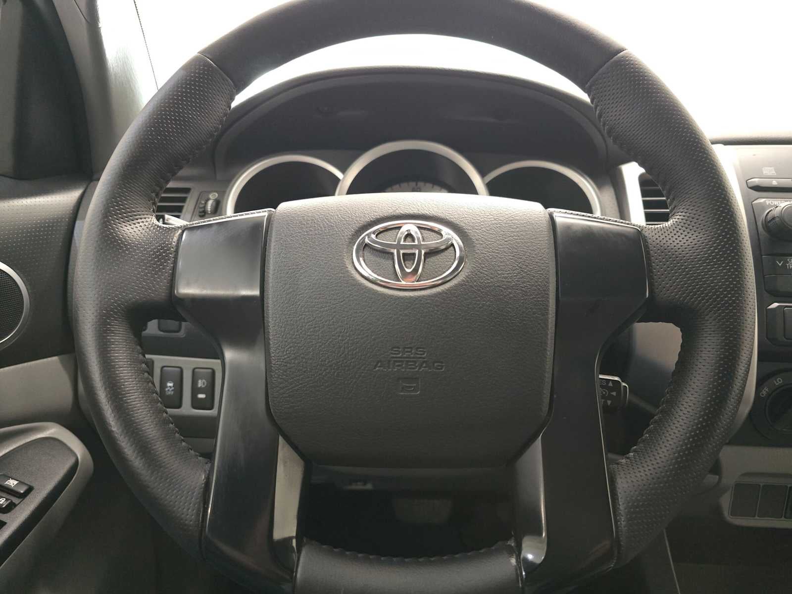 2012 Toyota Tacoma 2WD Access Cab I4 AT (Natl)