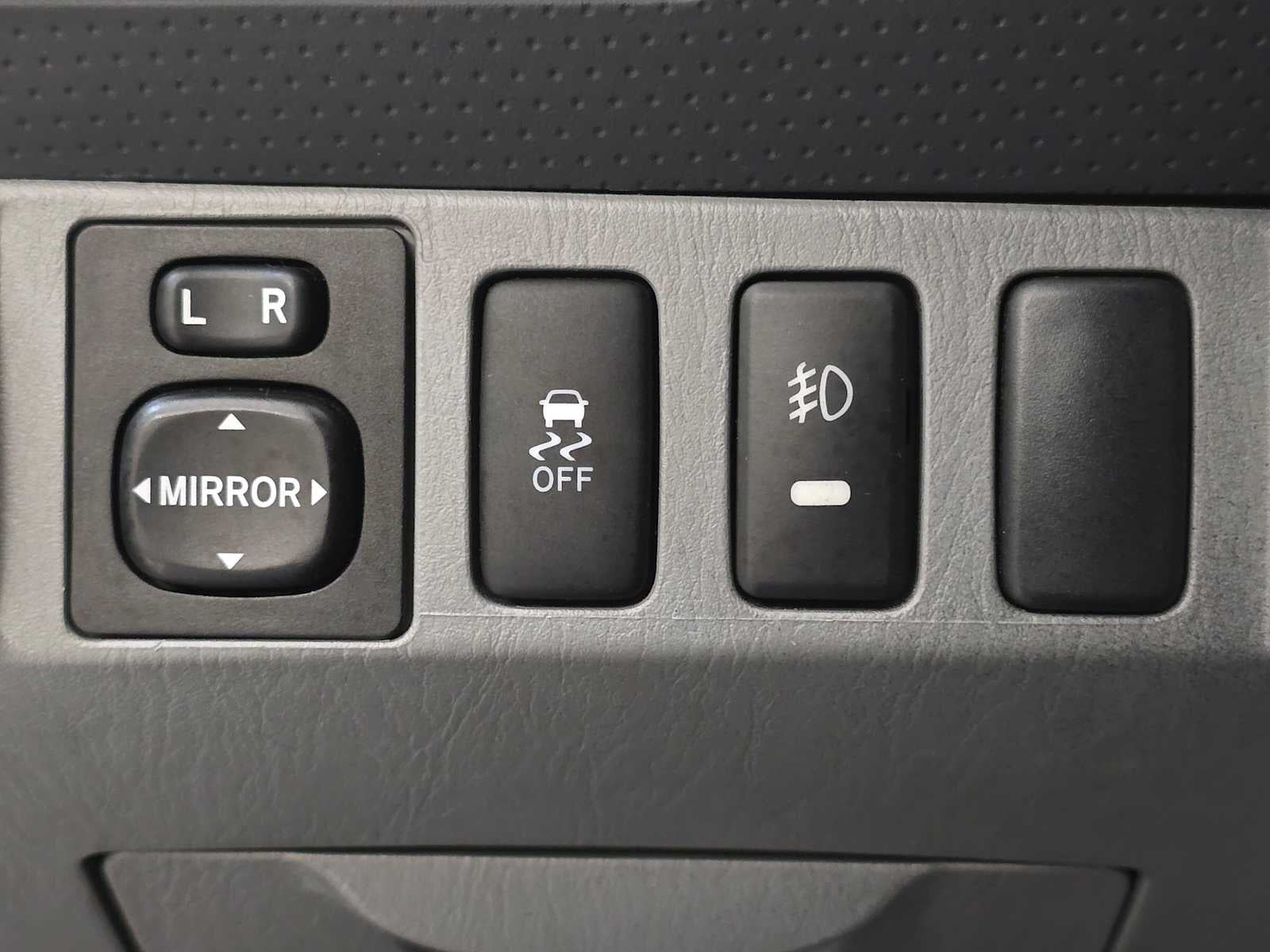 2012 Toyota Tacoma 2WD Access Cab I4 AT (Natl)