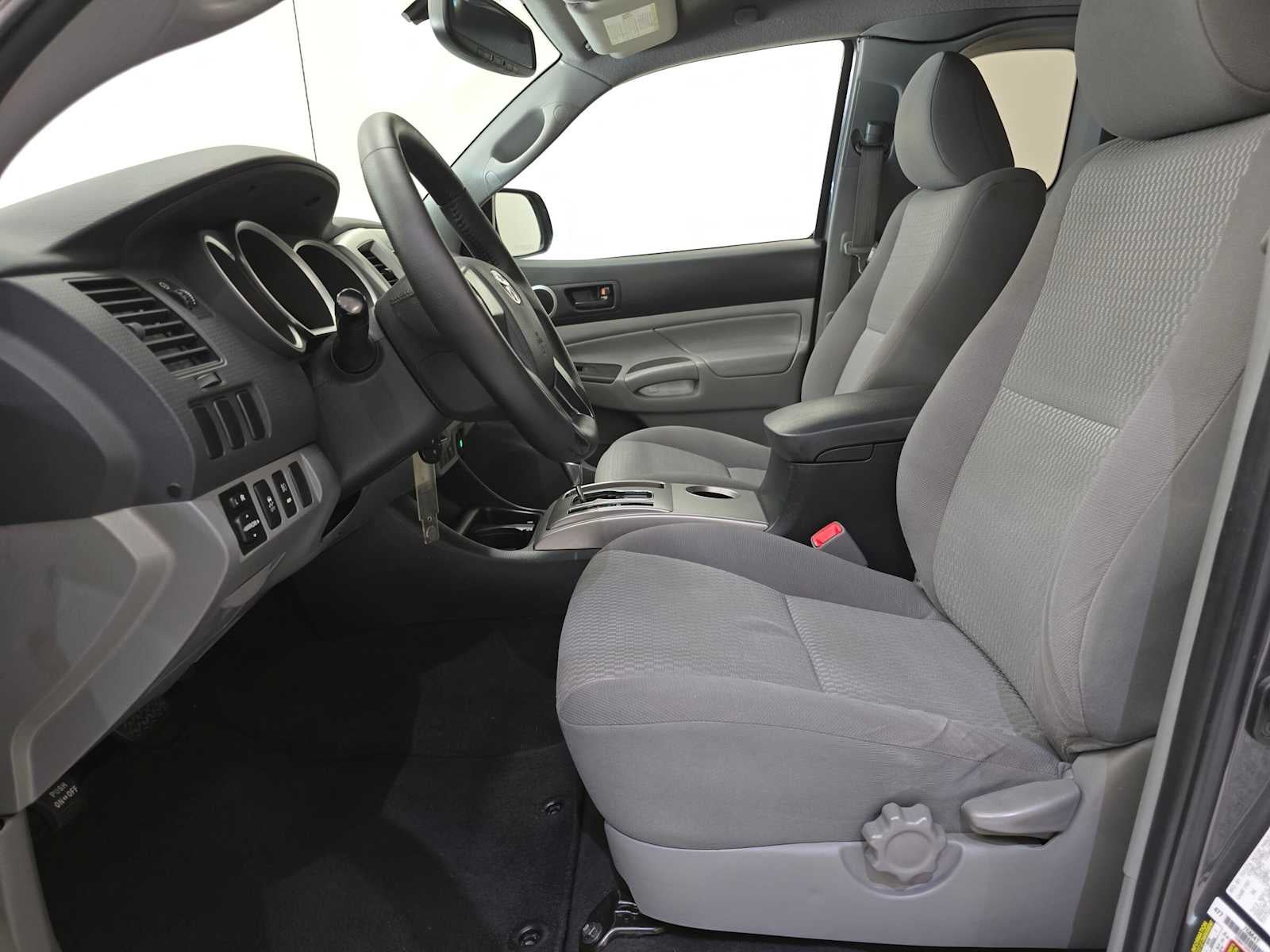 2012 Toyota Tacoma 2WD Access Cab I4 AT (Natl)