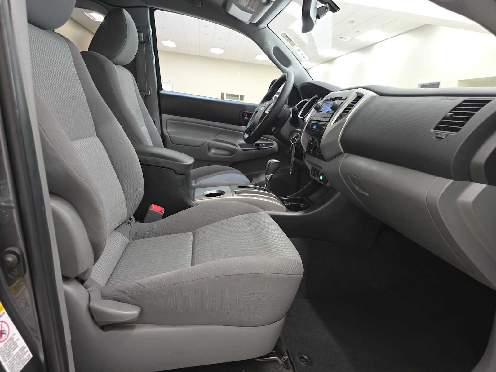 2012 Toyota Tacoma 2WD Access Cab I4 AT (Natl)