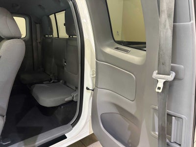 2012 Toyota Tacoma 2WD Access Cab I4 AT (Natl)