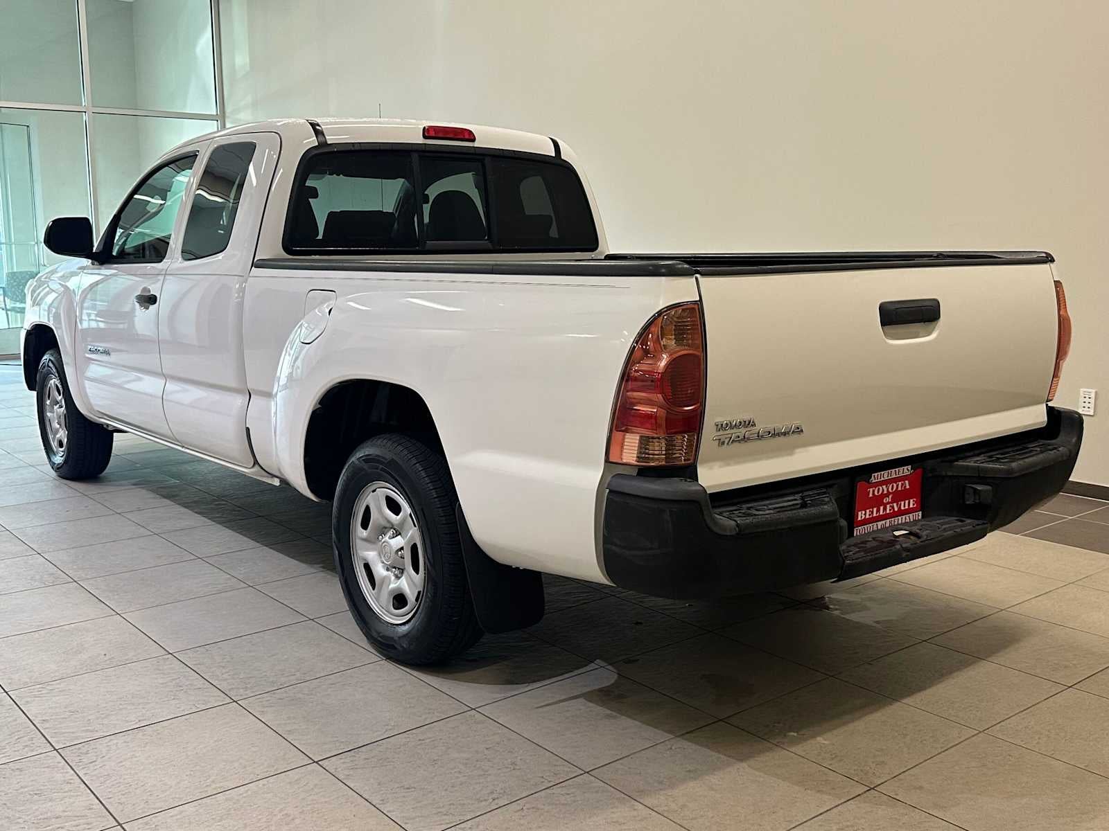 2012 Toyota Tacoma 2WD Access Cab I4 AT (Natl)