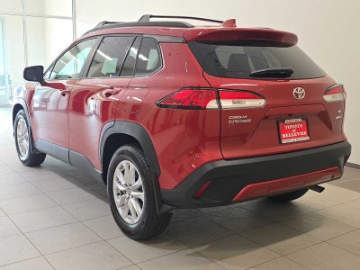 2024 Toyota Corolla Cross LE