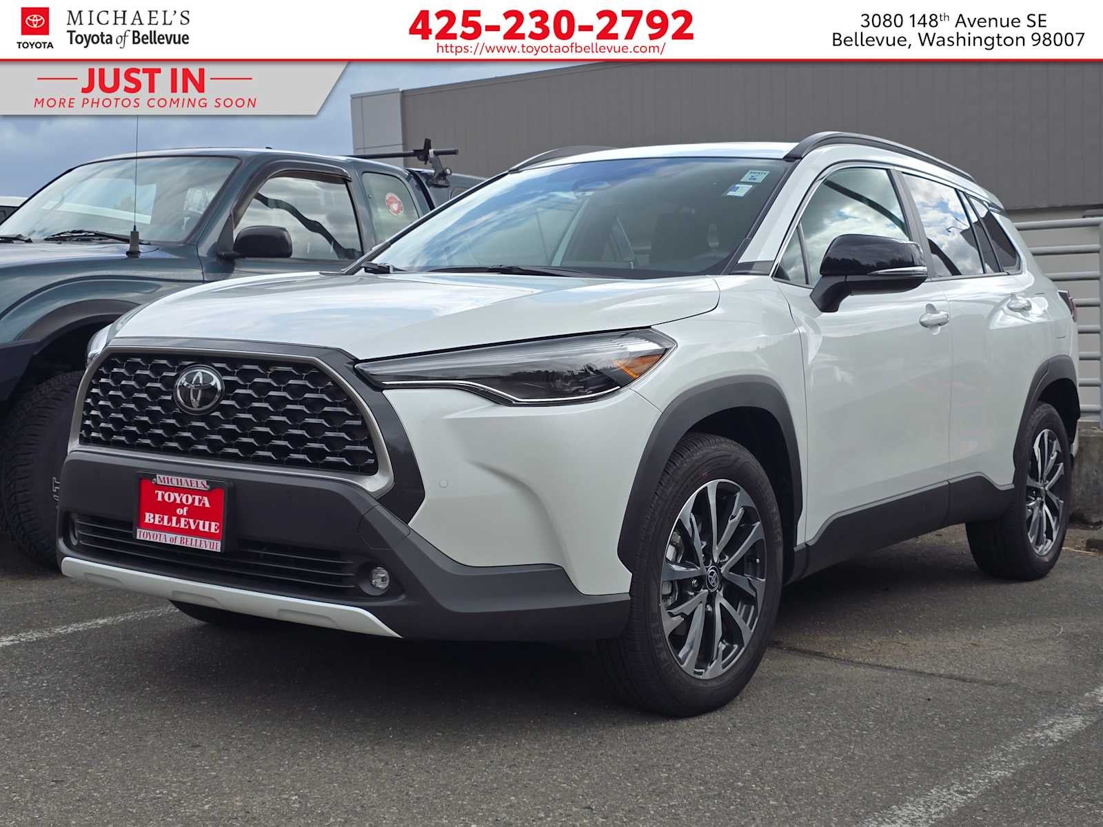 2025 Toyota Corolla Cross XLE