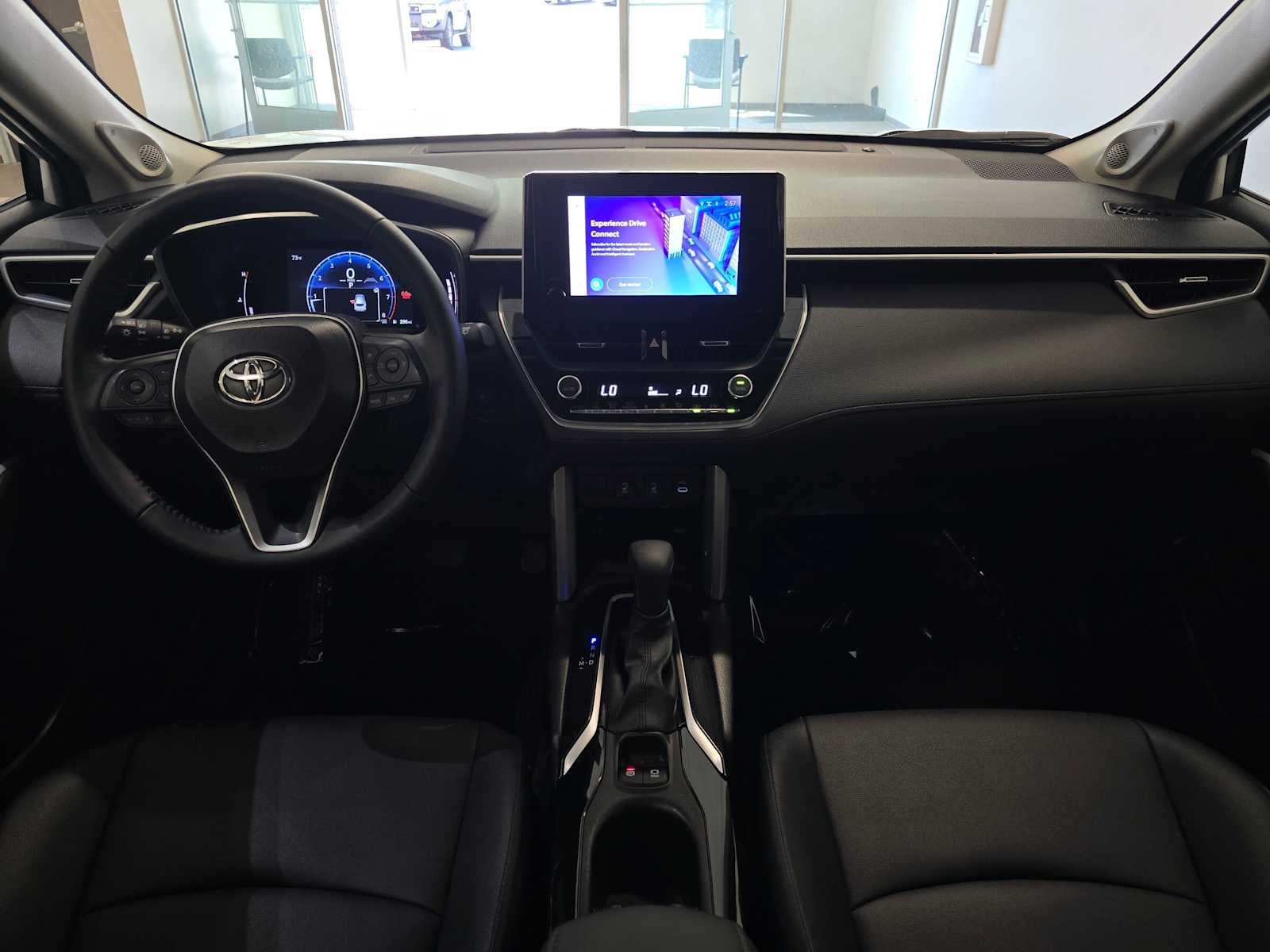 2025 Toyota Corolla Cross XLE