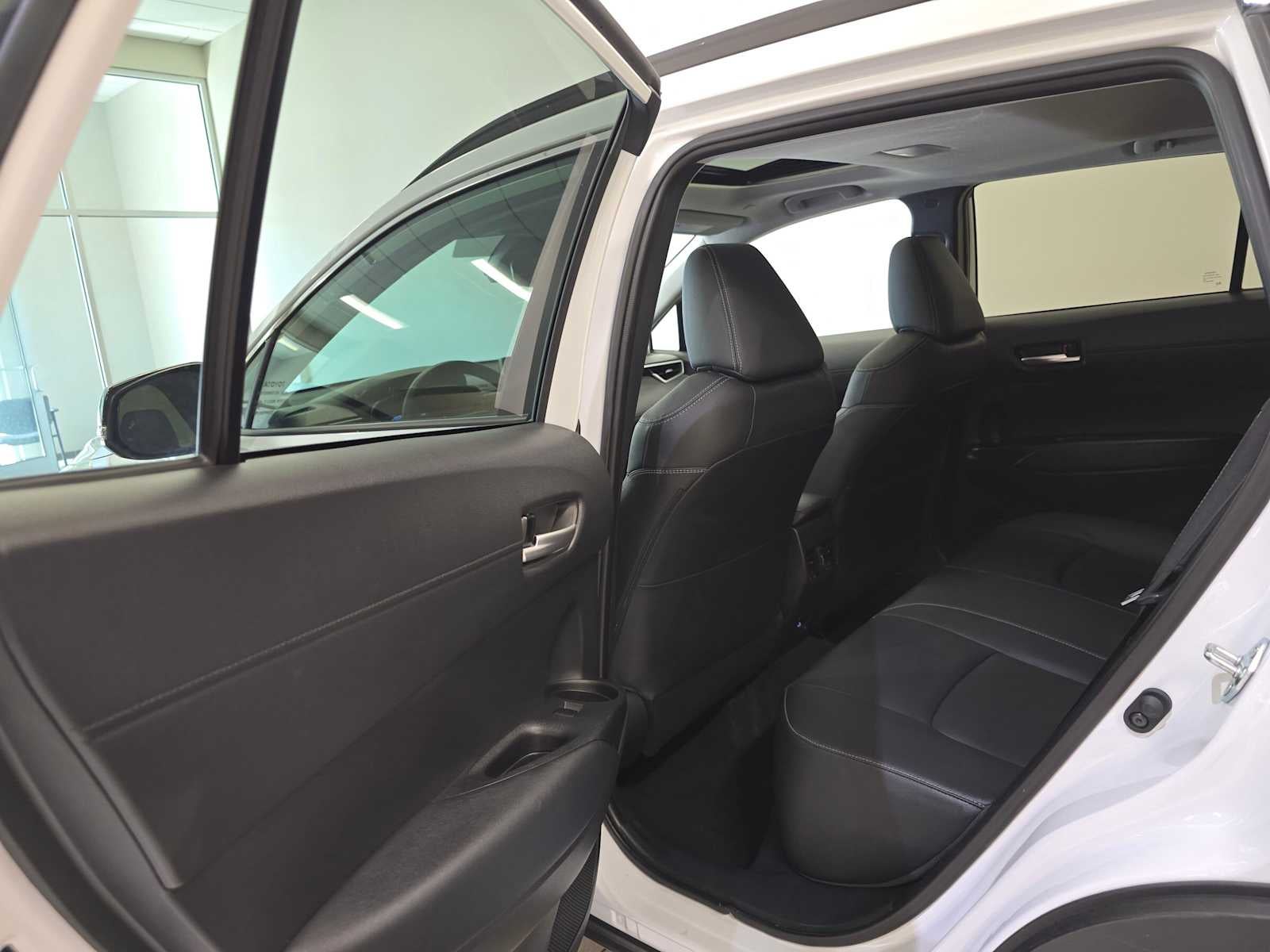 2025 Toyota Corolla Cross XLE