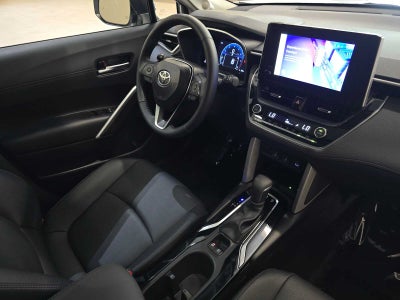 2025 Toyota Corolla Cross XLE