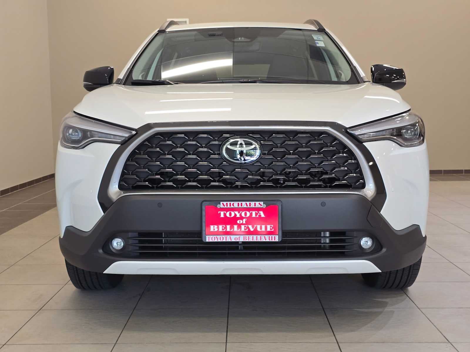 2025 Toyota Corolla Cross XLE