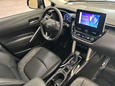 2024 Toyota Corolla Cross XLE