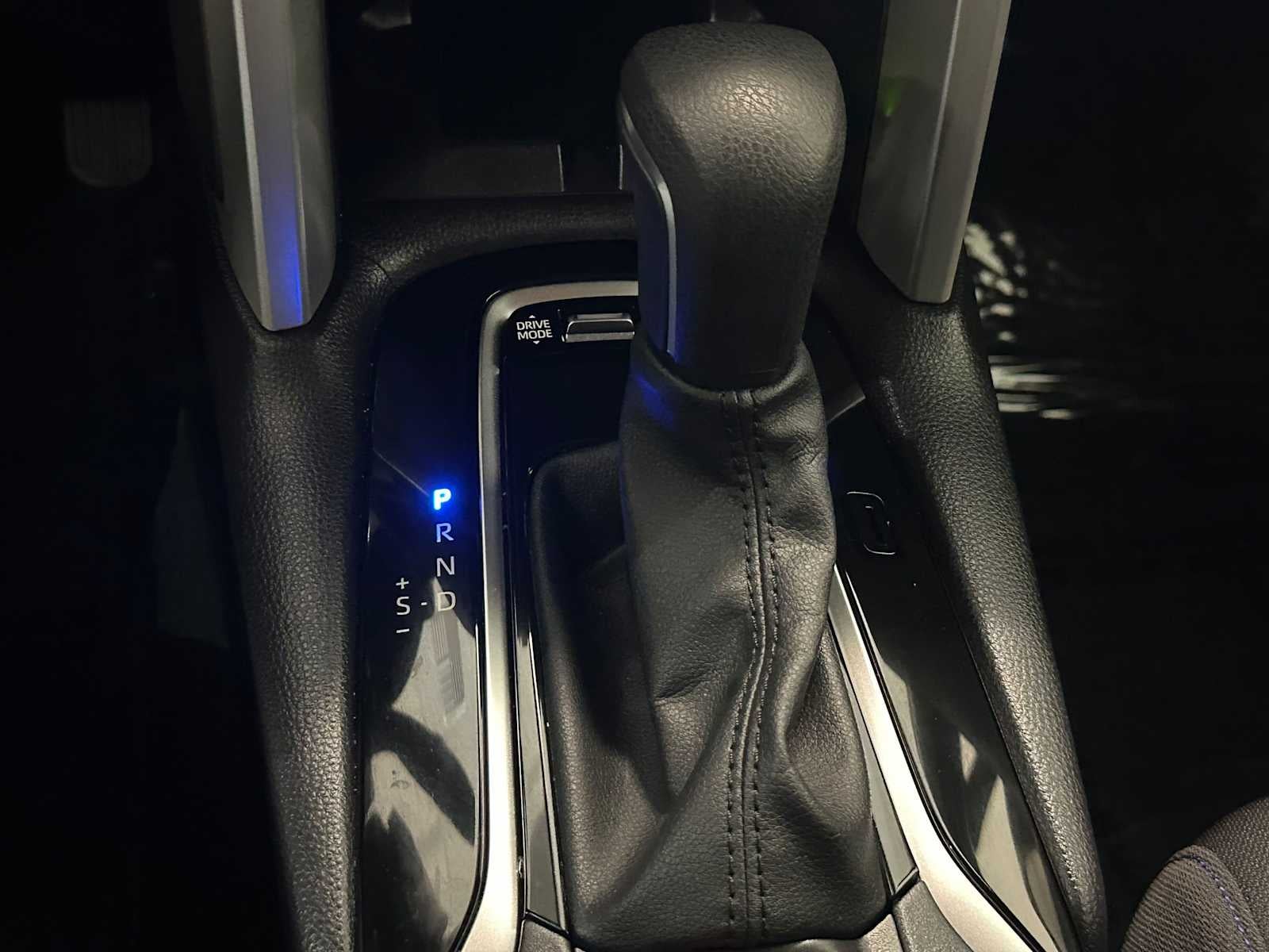 2024 Toyota Corolla Cross Hybrid SE