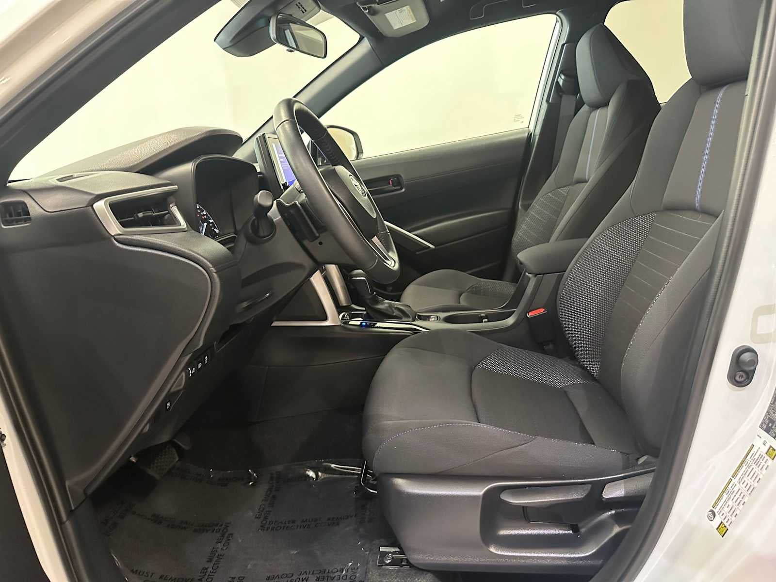 2024 Toyota Corolla Cross Hybrid SE