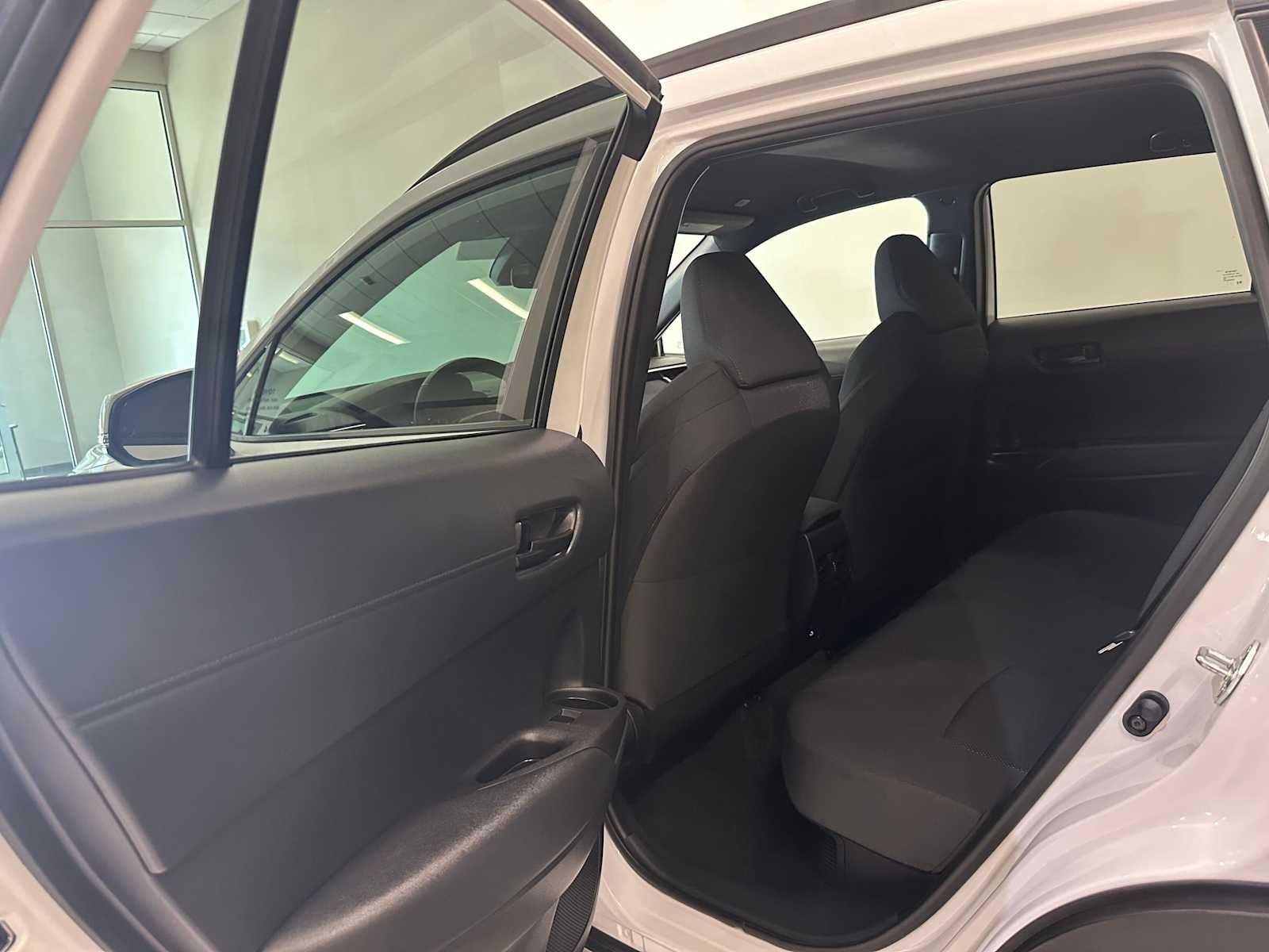 2024 Toyota Corolla Cross Hybrid SE
