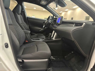 2024 Toyota Corolla Cross Hybrid SE
