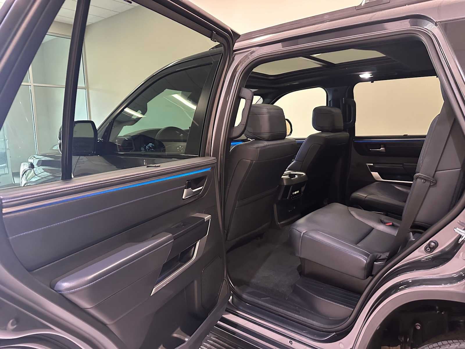 2024 Toyota Sequoia Platinum