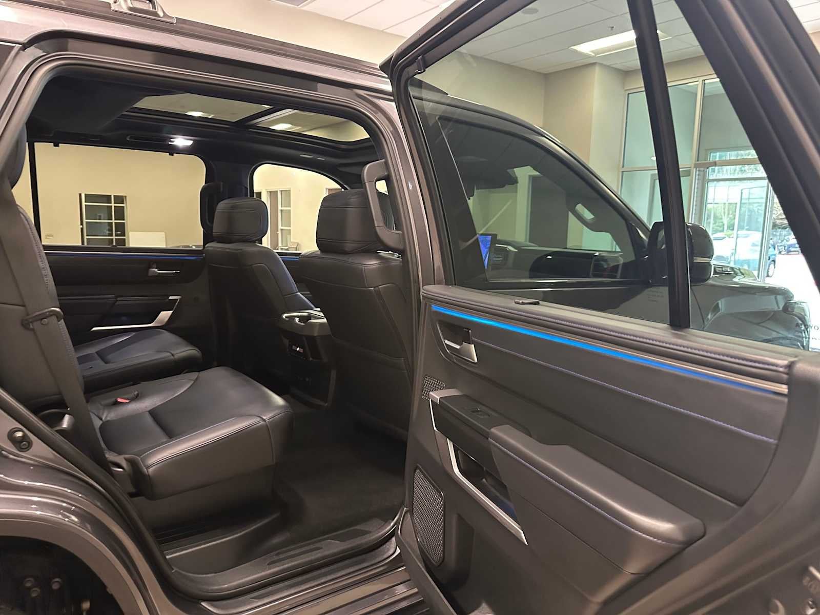2024 Toyota Sequoia Platinum