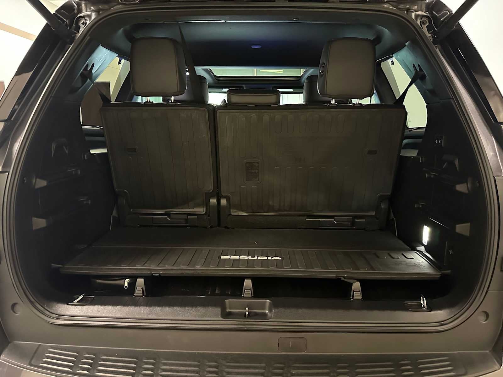 2024 Toyota Sequoia Platinum