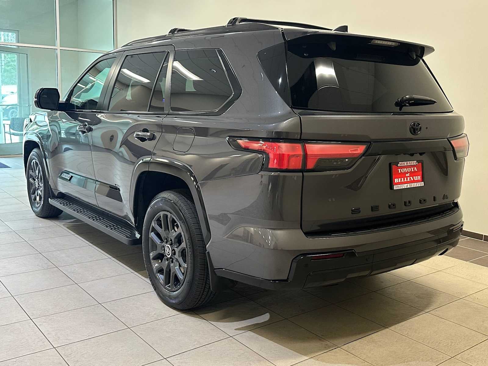 2024 Toyota Sequoia Platinum
