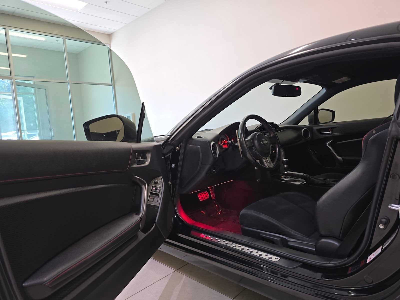 2013 Scion FR-S 2dr Cpe Auto (Natl)