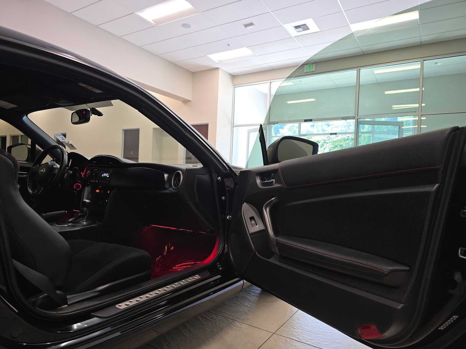 2013 Scion FR-S 2dr Cpe Auto (Natl)
